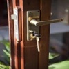 Advantage Locksmith Store Logo